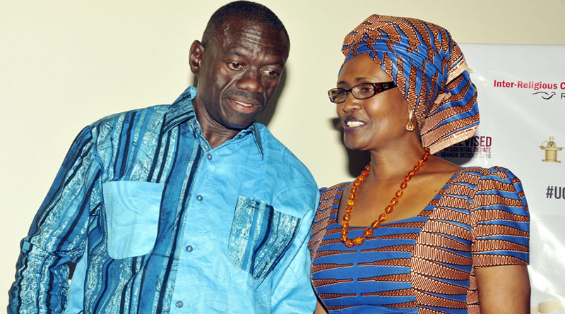 Dr Kizza Besigye and his wife, Winnie Byanyima